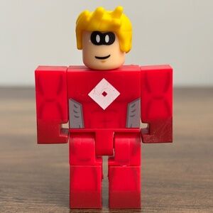 ROBLOX Heroes of Robloxia CAPTAIN ROBLOXIA Action Figure Toy Jazwares Red